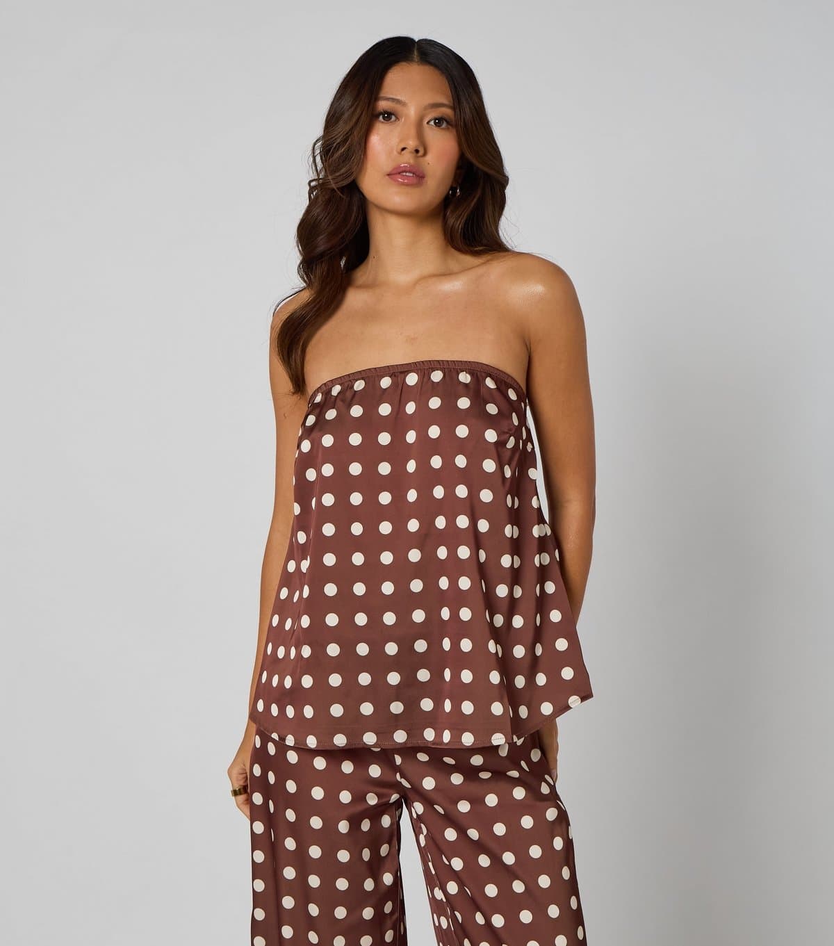 Urban Bliss Women's Mid Brown Satin Polka Dot Bandeau Top Urban Bliss New Look