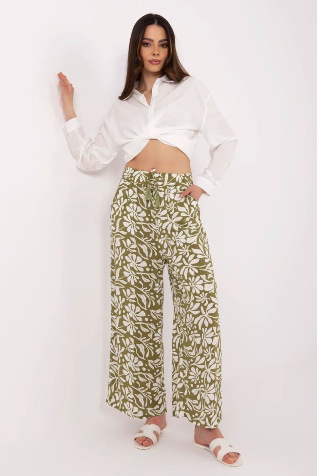 Love Lace Love Lace Women's Light Viscose High Waist Wide Leg Trousers in Green