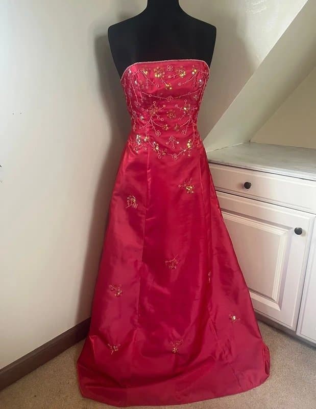 Morgan & Co. Morgan & Co y2k 90’s 00’s Vintage Strapless Red Pink Beaded Floral Prom Dress size 6/8