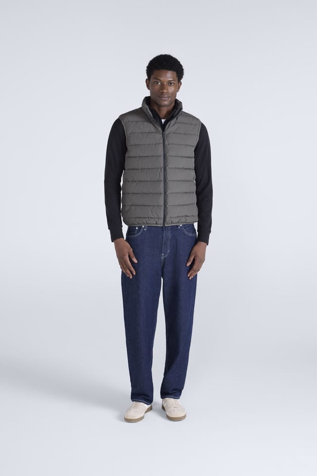 Animal Animal Men's 'Light Cloud Cosi' Warm Comfortable Lightweight Marl Outdoor Gilet in Khaki - 2