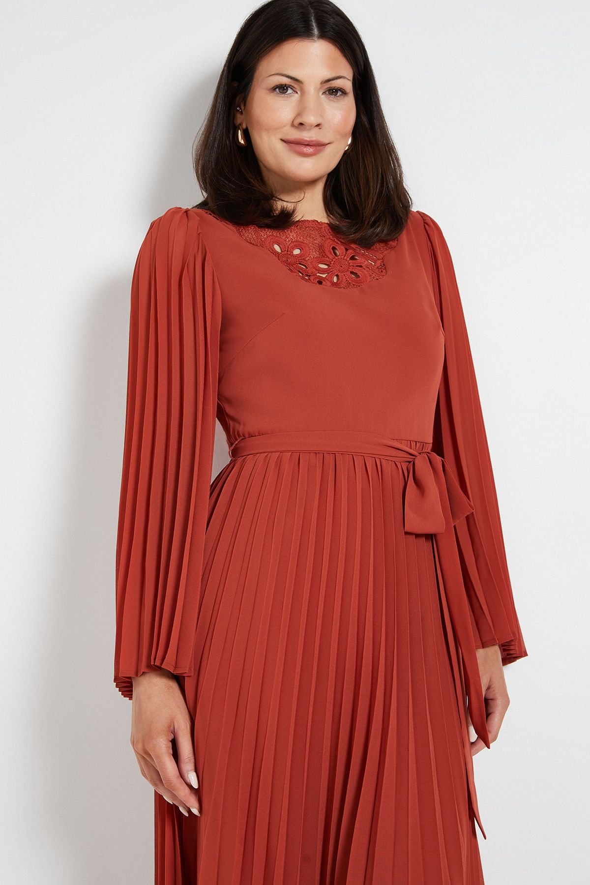 Wallis Wallis Women's Pleated Floral Trim Midi Dress in Terracotta - 4