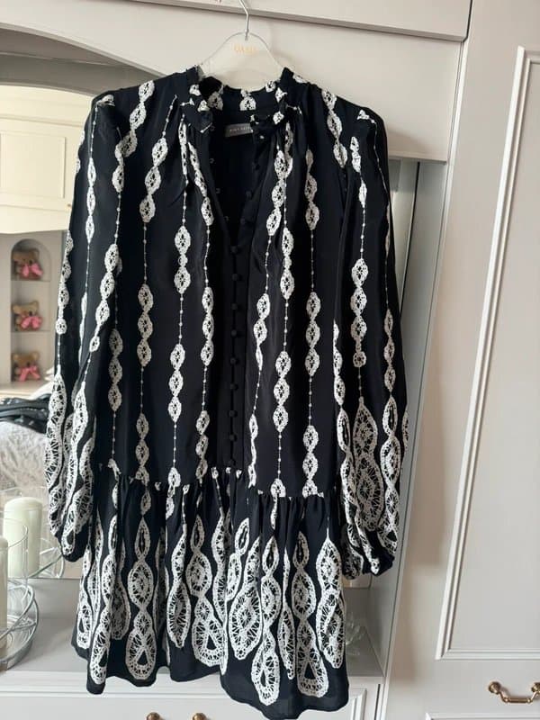 Mint Velvet Mint velvet black and white swing dress