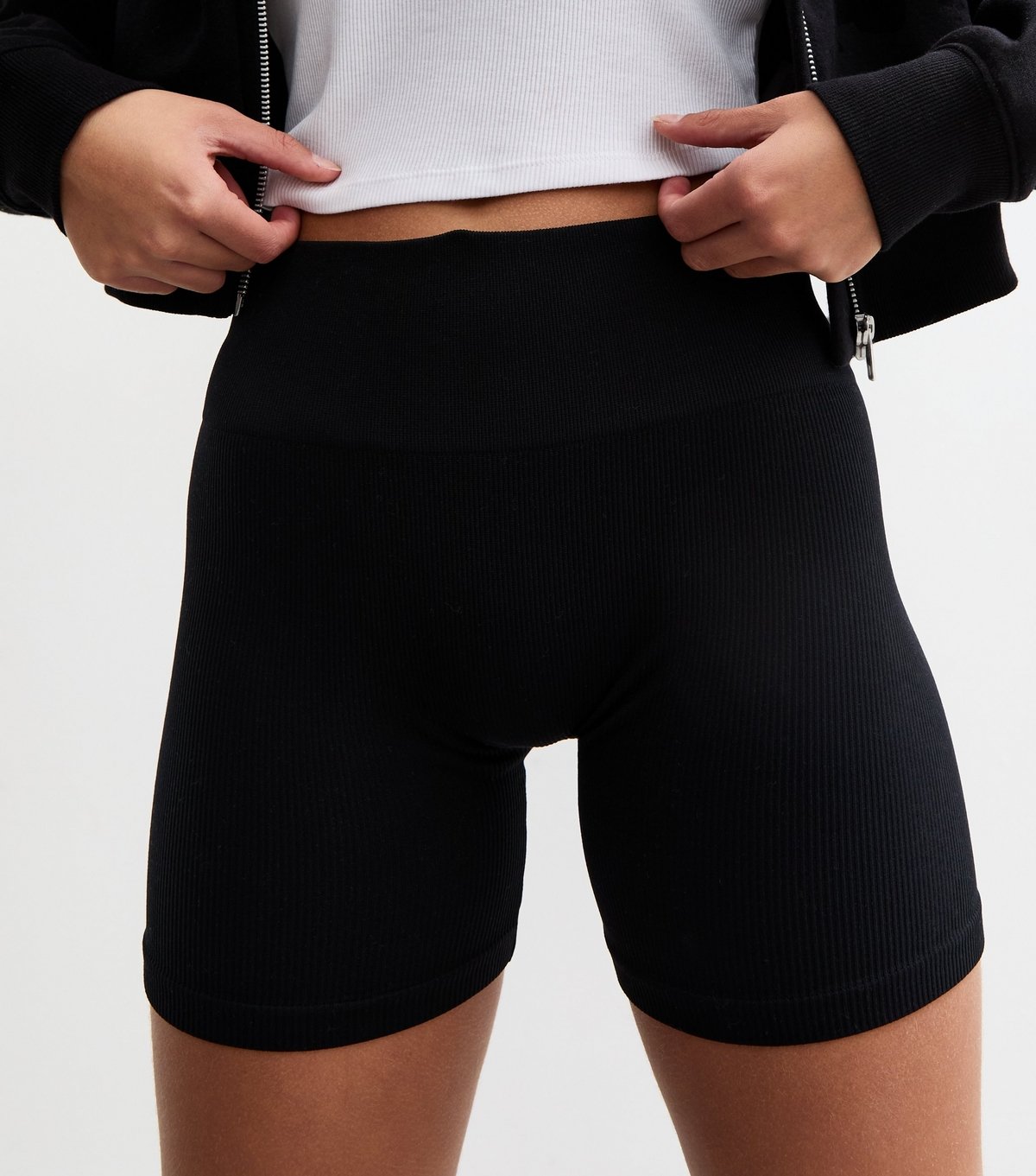 New Look Girls' Black Ribbed Cycling Shorts New Look - 2