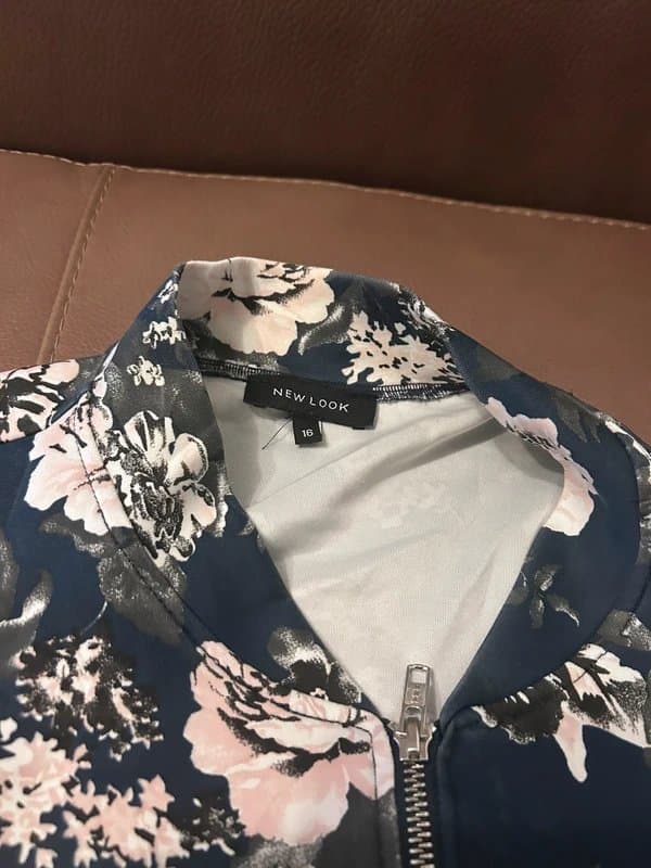 New Look Ladies zip up jacket Newlook size 16