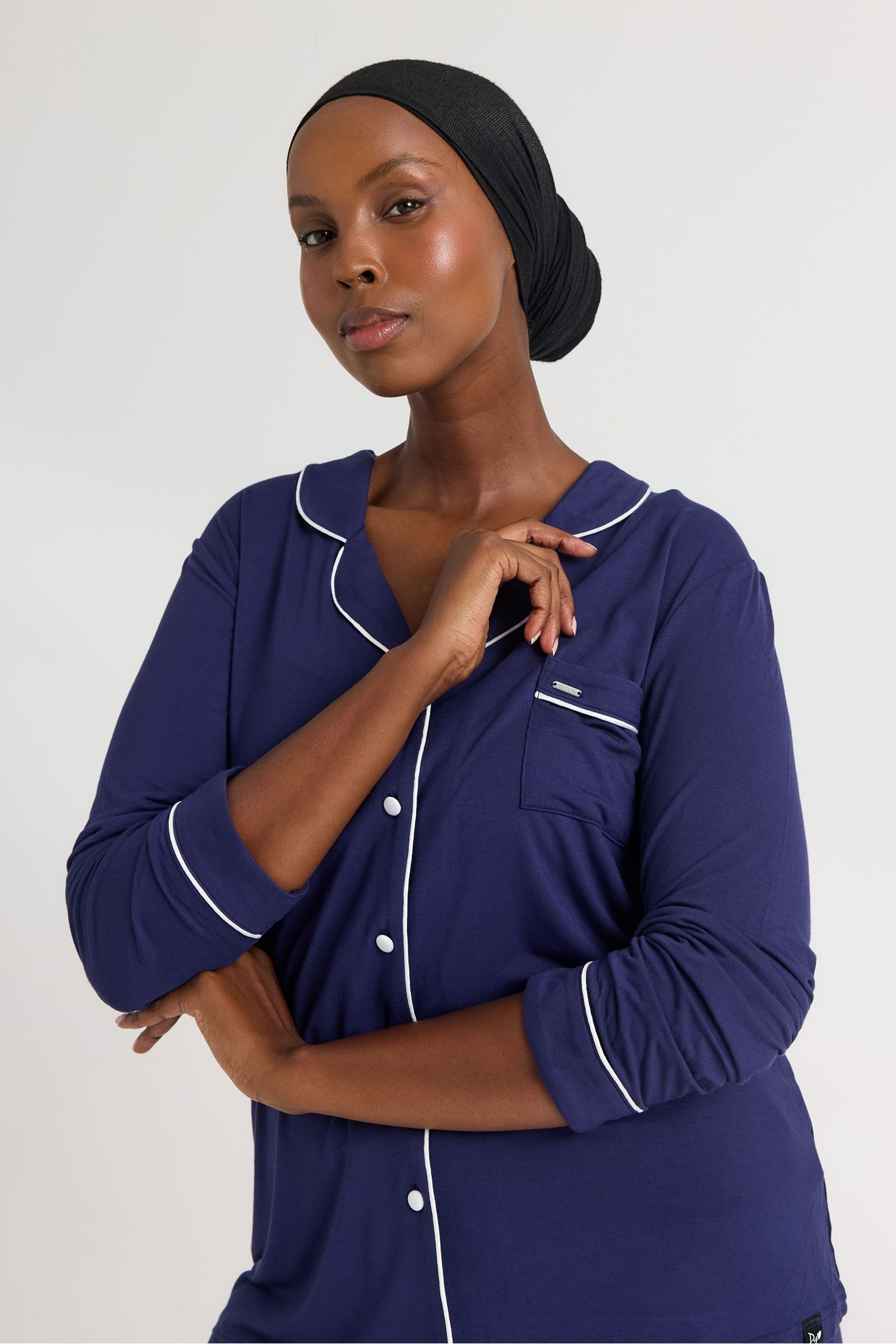 Pretty You London Pretty You London Women's Bamboo Long Pyjama Set in Dark Navy - 2