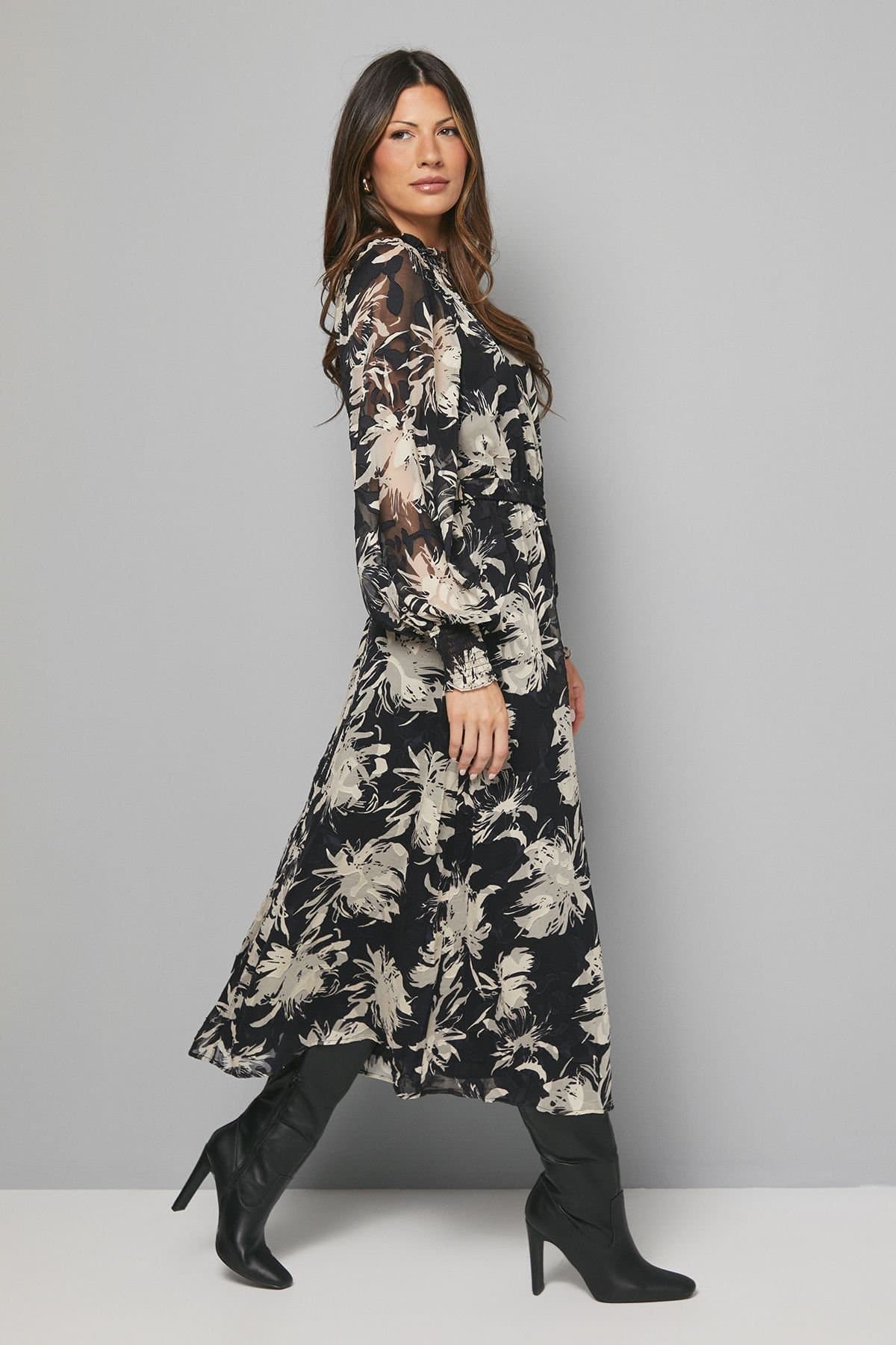 Wallis Wallis Women's Black Floral Burn Out Shirred Midaxi Dress