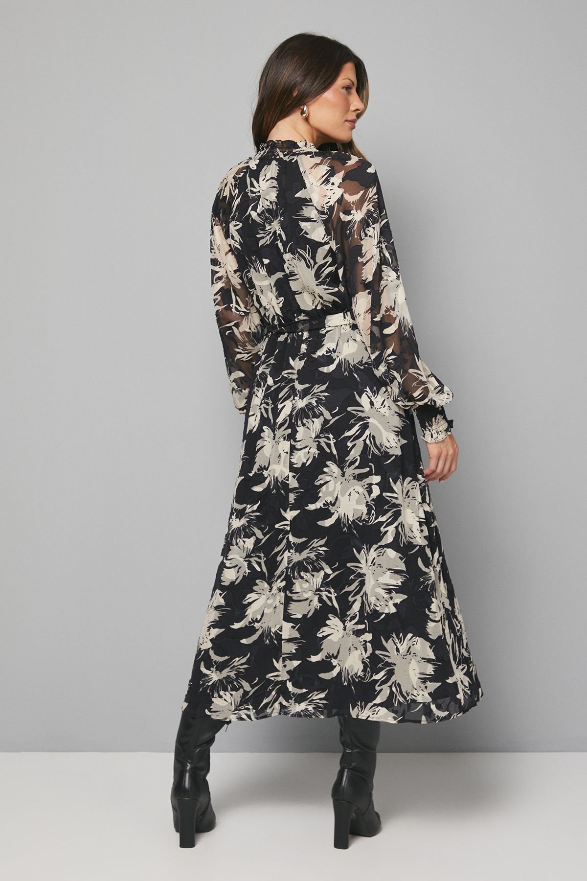 Wallis Wallis Women's Black Floral Burn Out Shirred Midaxi Dress - 4