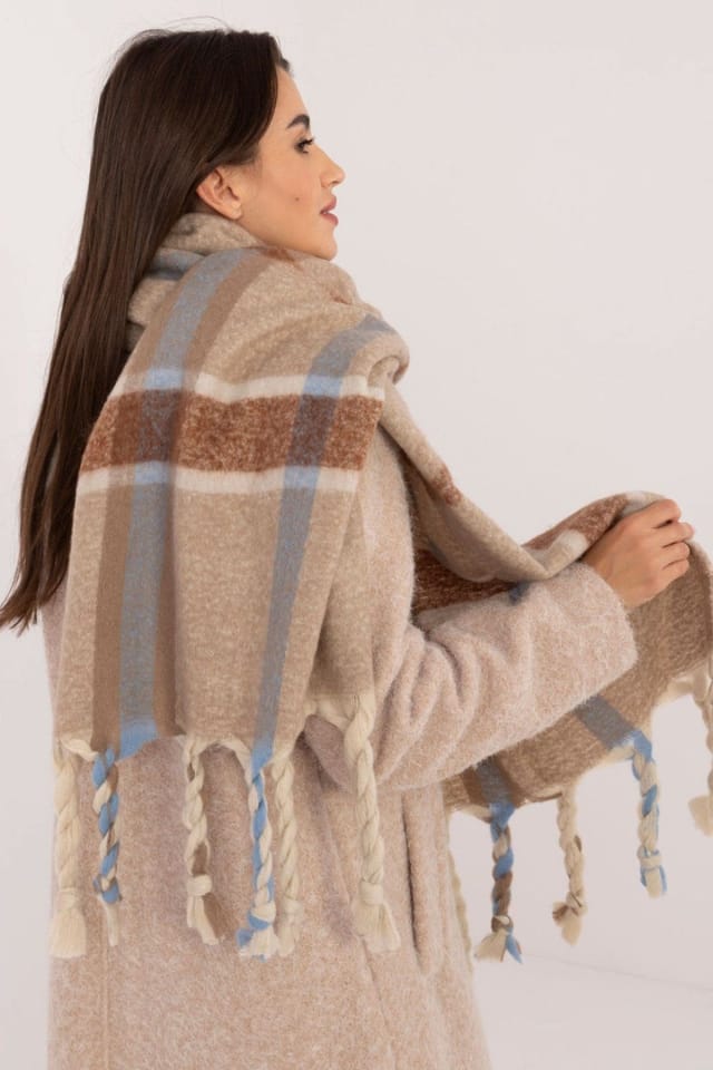 Love Lace Love Lace Women's Elegant Checkered Polyester Scarf with Tassel Fringe Warm in Beige - 3