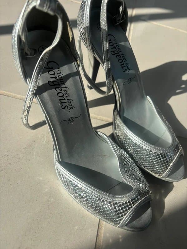 New Look Silver sequin sparkly open toed heels