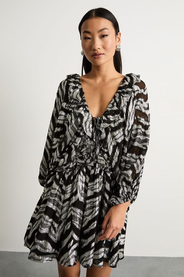 Warehouse Warehouse Women's Petite Viscose Zebra Jacquard Skater Dress - 2