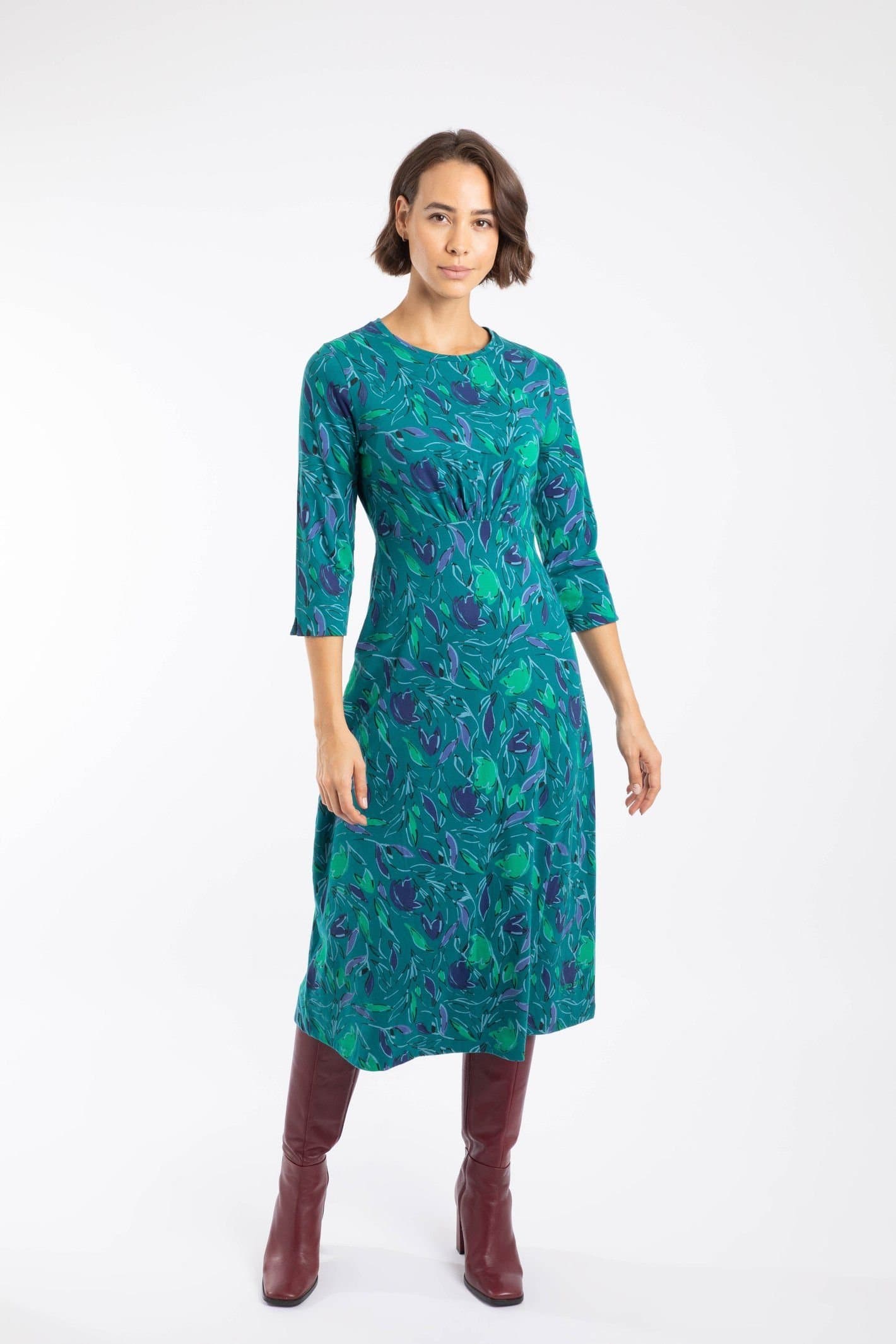 Weird Fish Weird Fish Women's Felicity Printed Jersey Midi Dress in Bottle Green