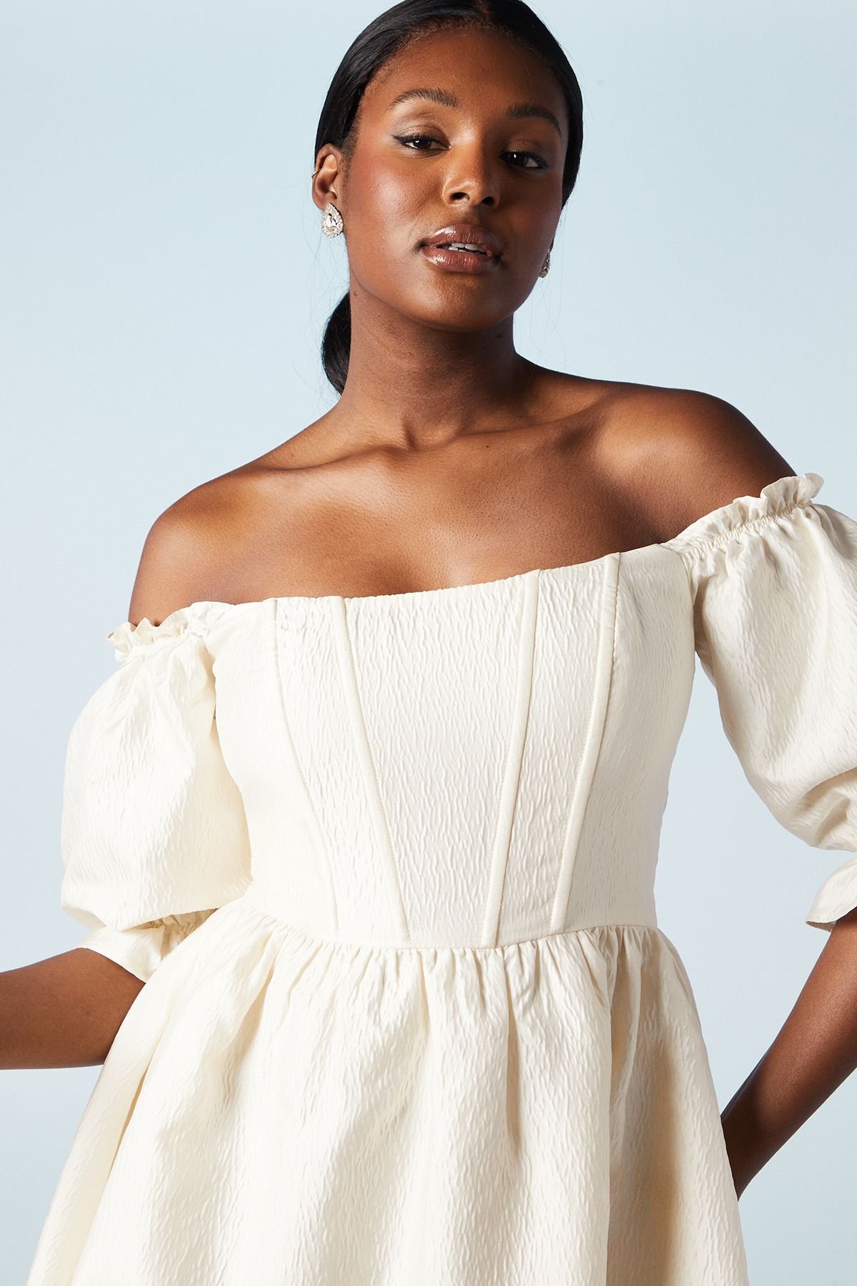 Oasis Oasis Women's Off The Shoulder Puff Sleeve Jacquard Bridal Mini Dress in Ivory - 4