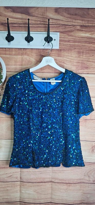 Scala Rare 100% silk sequin beaded occasions top size 8-10 - 1
