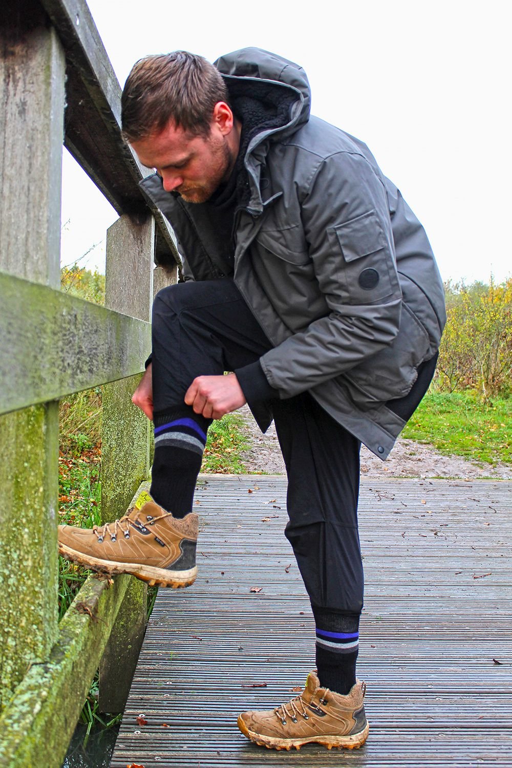 Peninsula Peninsula Men's 3 Pack Cushioned Anti Blister Dual Layer Hiking Socks in Mid Blue - 3