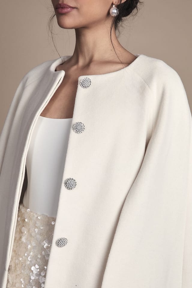 Coast Coast Women's White Belted Short Occasion Cape Coat - 2