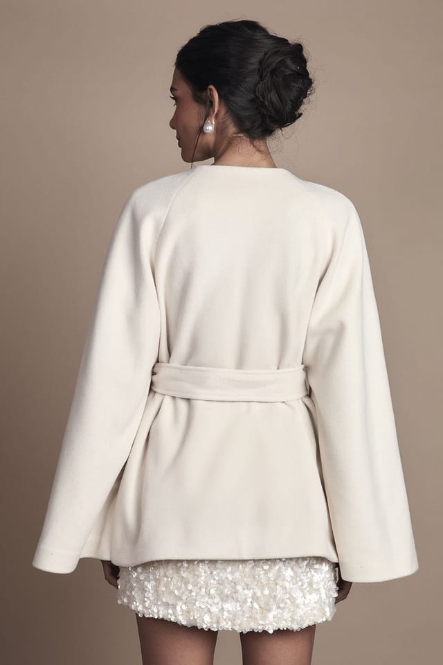 Coast Coast Women's White Belted Short Occasion Cape Coat - 3