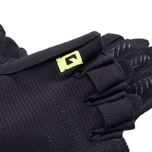 IQ IQ Men's Ilario Fingerless Gloves in Black - 3