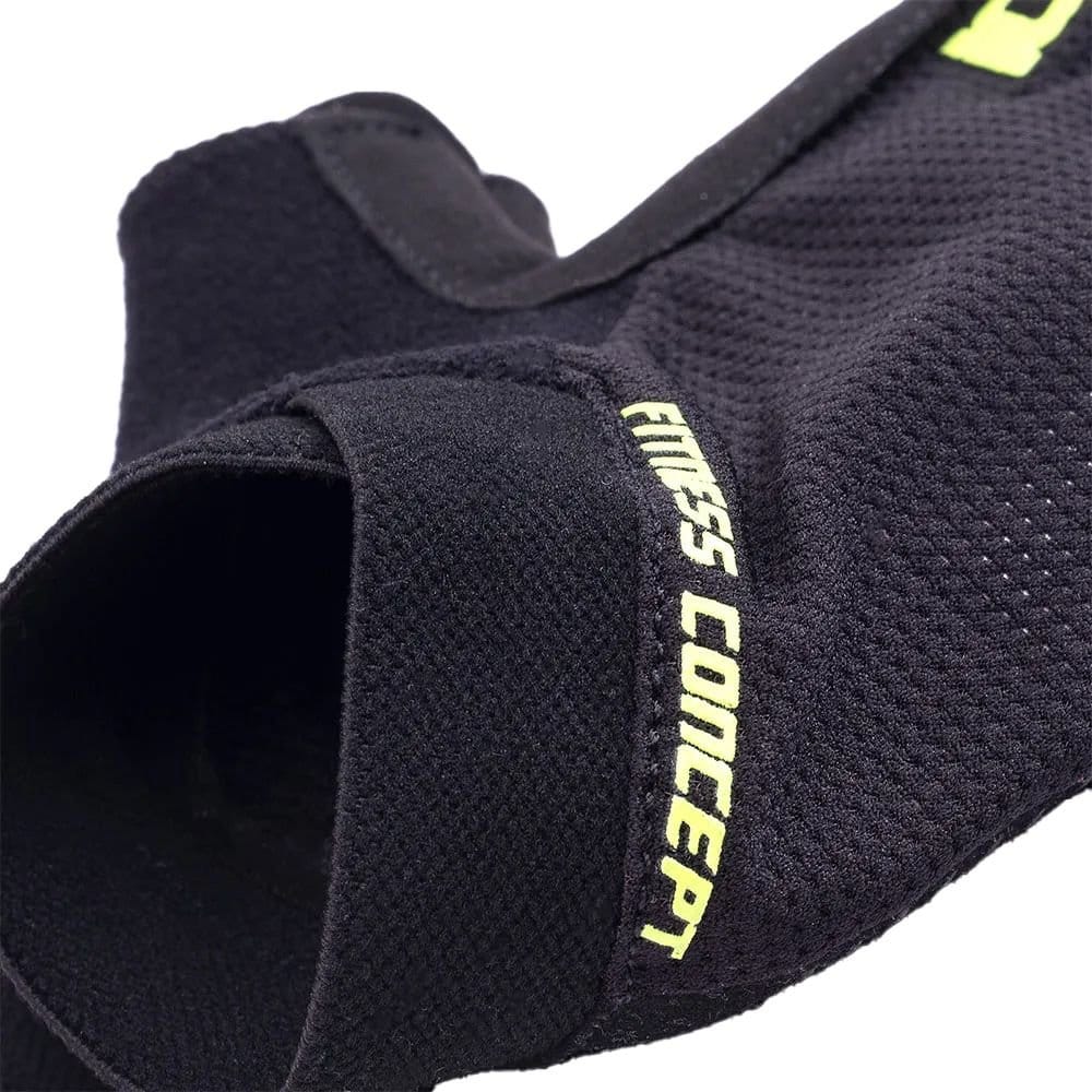 IQ IQ Men's Ilario Fingerless Gloves in Black - 4