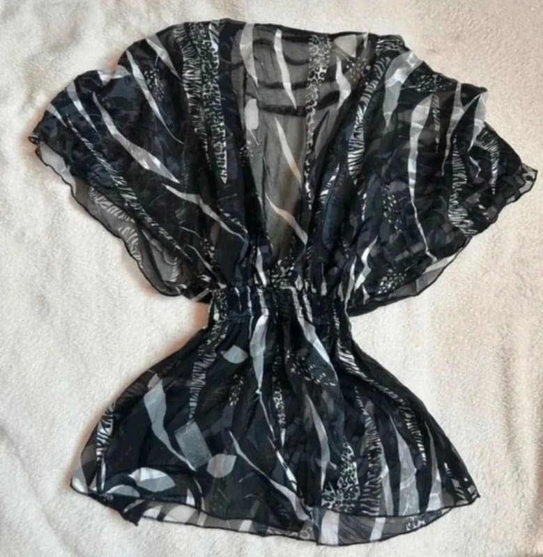 New Look Vintage Y2K sequin batwing sheer top