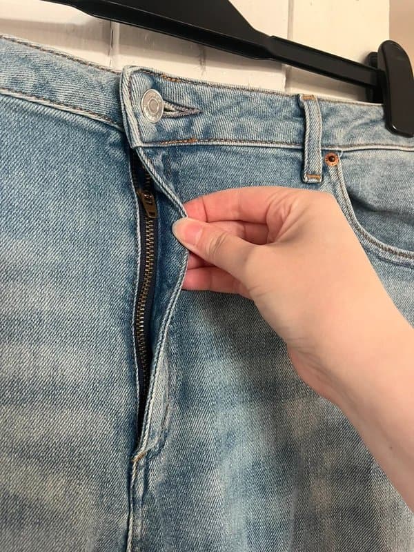 ASOS Asos mum jeans in blue size W34 L30 UK 16