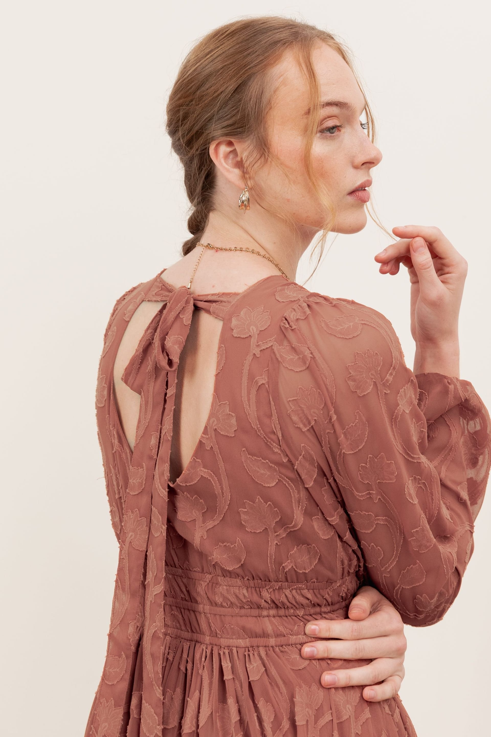 Lovedrobe Lovedrobe Women's Floral Burnout Asymmetric Split Hem Tie Back Maxi Dress in Terracotta - 4