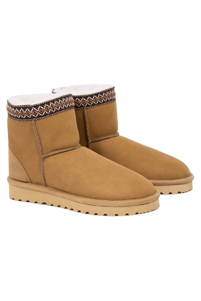 Celtic & Co Celtic & Co Women's British Braid Trim S/Ling Shortie Boot in Tan - 2