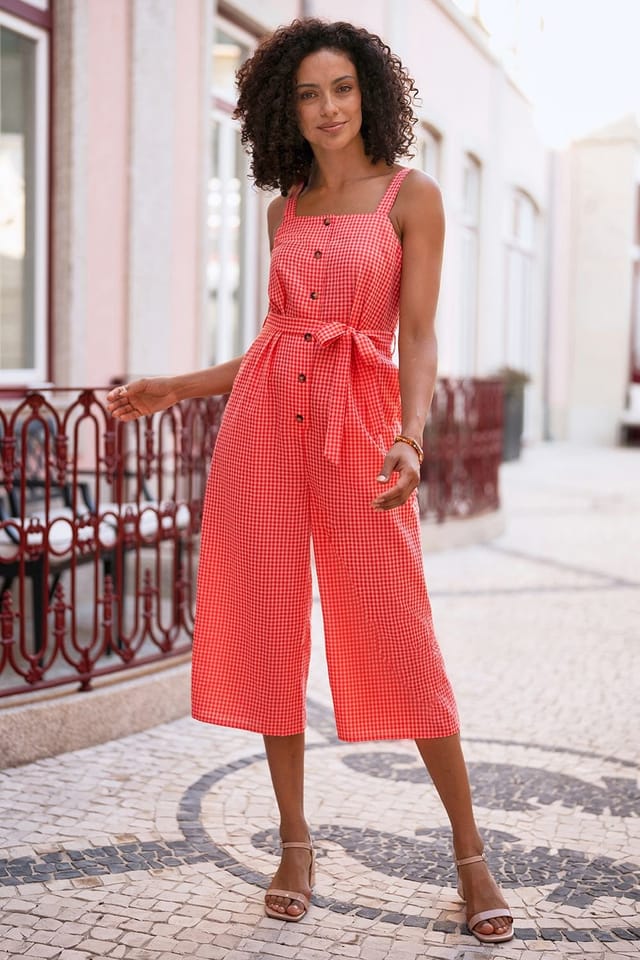 Yumi Yumi Women's Gingham Button Through Jumpsuit in Red - 3