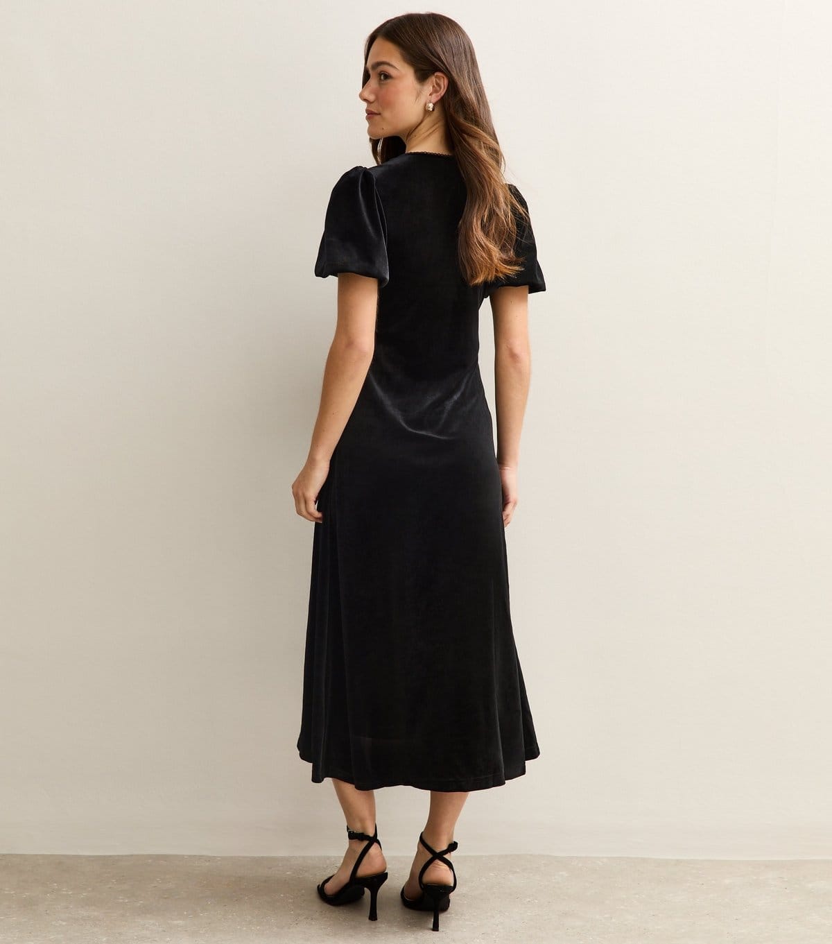 New Look Women's Petite Black Lace Trim Velvet Midi Dress New Look - 4