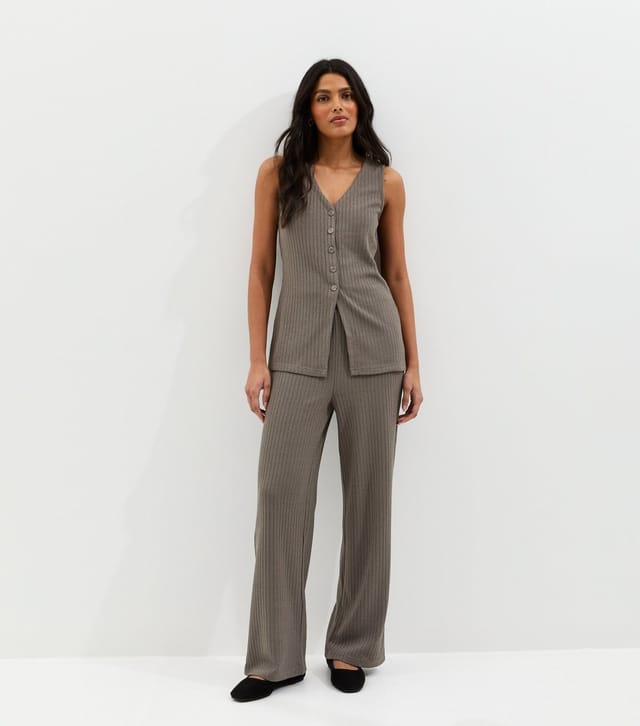 New Look Women's Mink Soft Touch V Neck Waistcoat New Look - 3