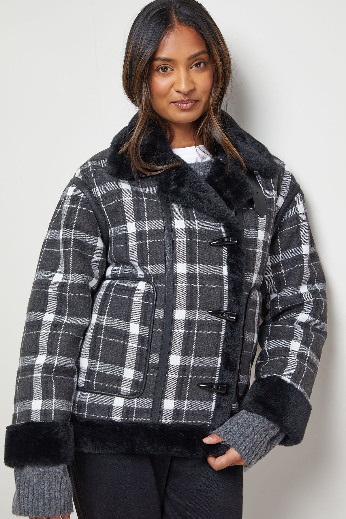 Oasis Oasis Women's Shearling Trim Check Coat in Mono - 4