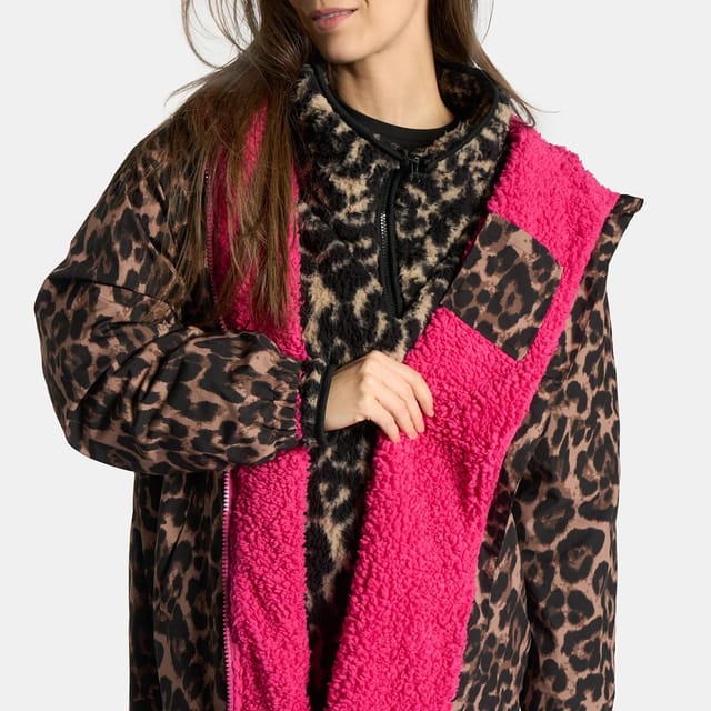OHS OHS Women's 2 Piece Leopard Print Changing Robe & Half-Zip Teddy Fleece Co-Ord Set in Brown - 2