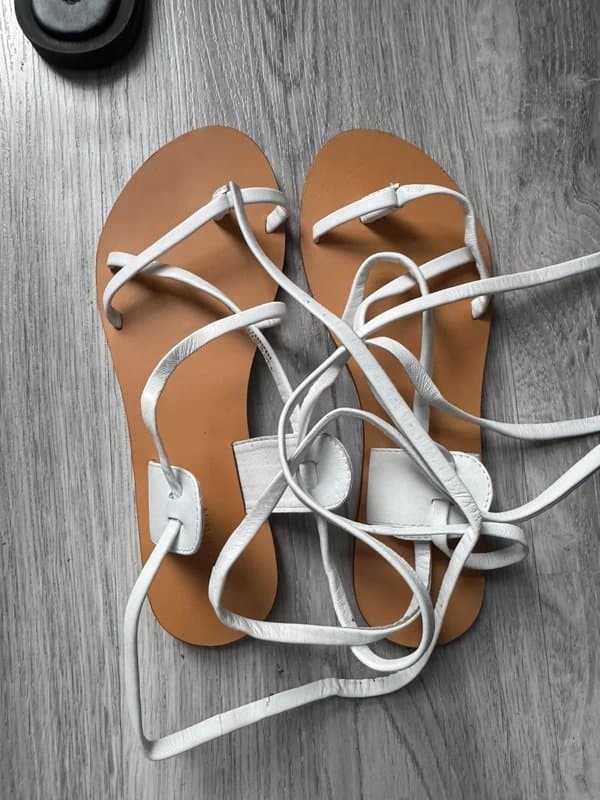 ASOS ASOS leather toe loop sandal - white