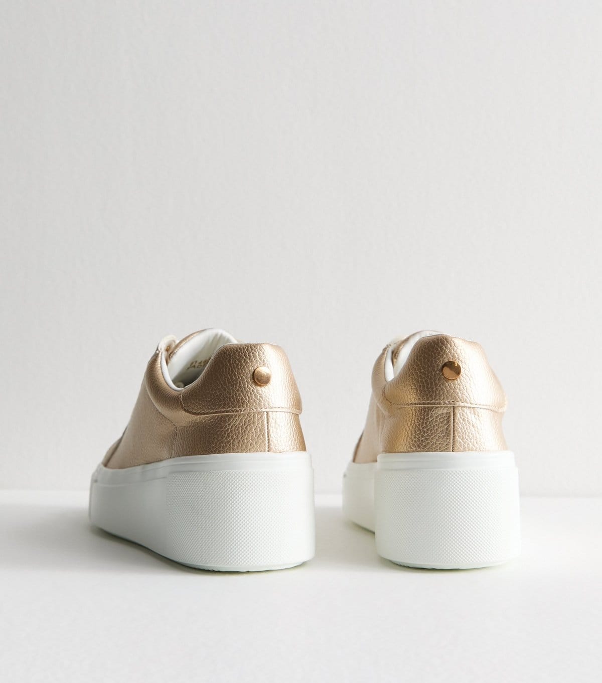 New Look Women's Gold Faux Leather Wedge Trainers New Look - 4