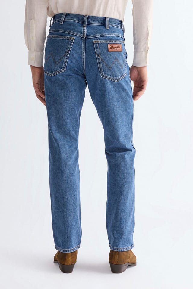 Wrangler Wrangler Men's Texas Regular Fit Jeans Vintage Stonewash in Blue - 2