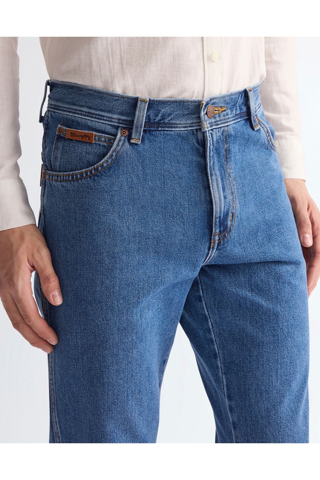 Wrangler Wrangler Men's Texas Regular Fit Jeans Vintage Stonewash in Blue - 3