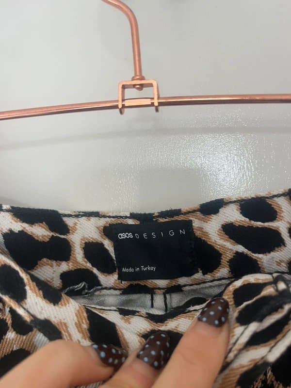 ASOS Design asos design leopard print skirt