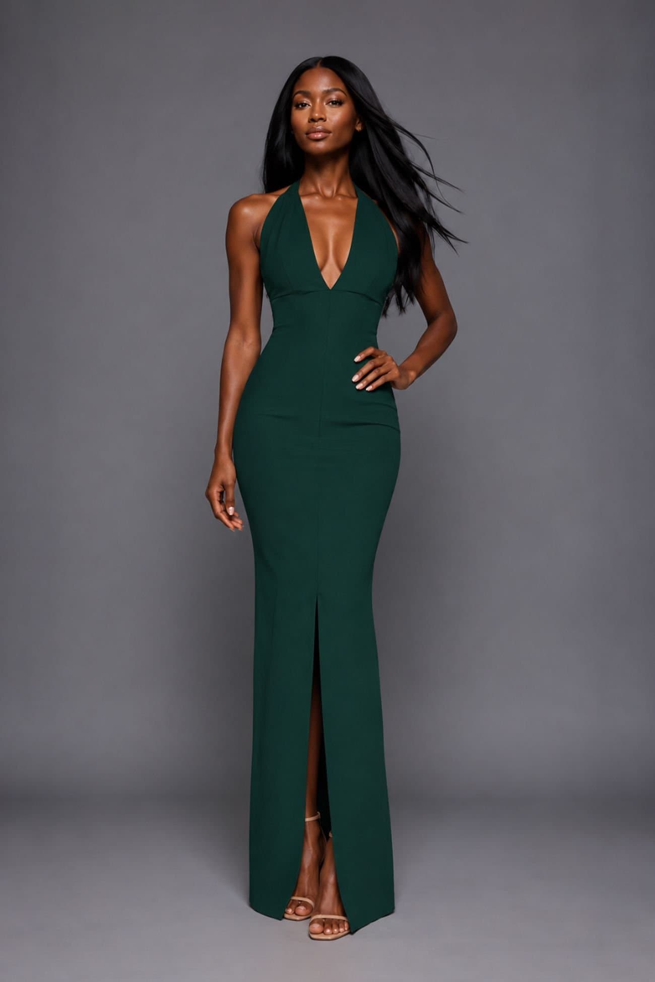 Vesper Vesper Women's Halterneck Maxi Dress With Front Split in Dark Green