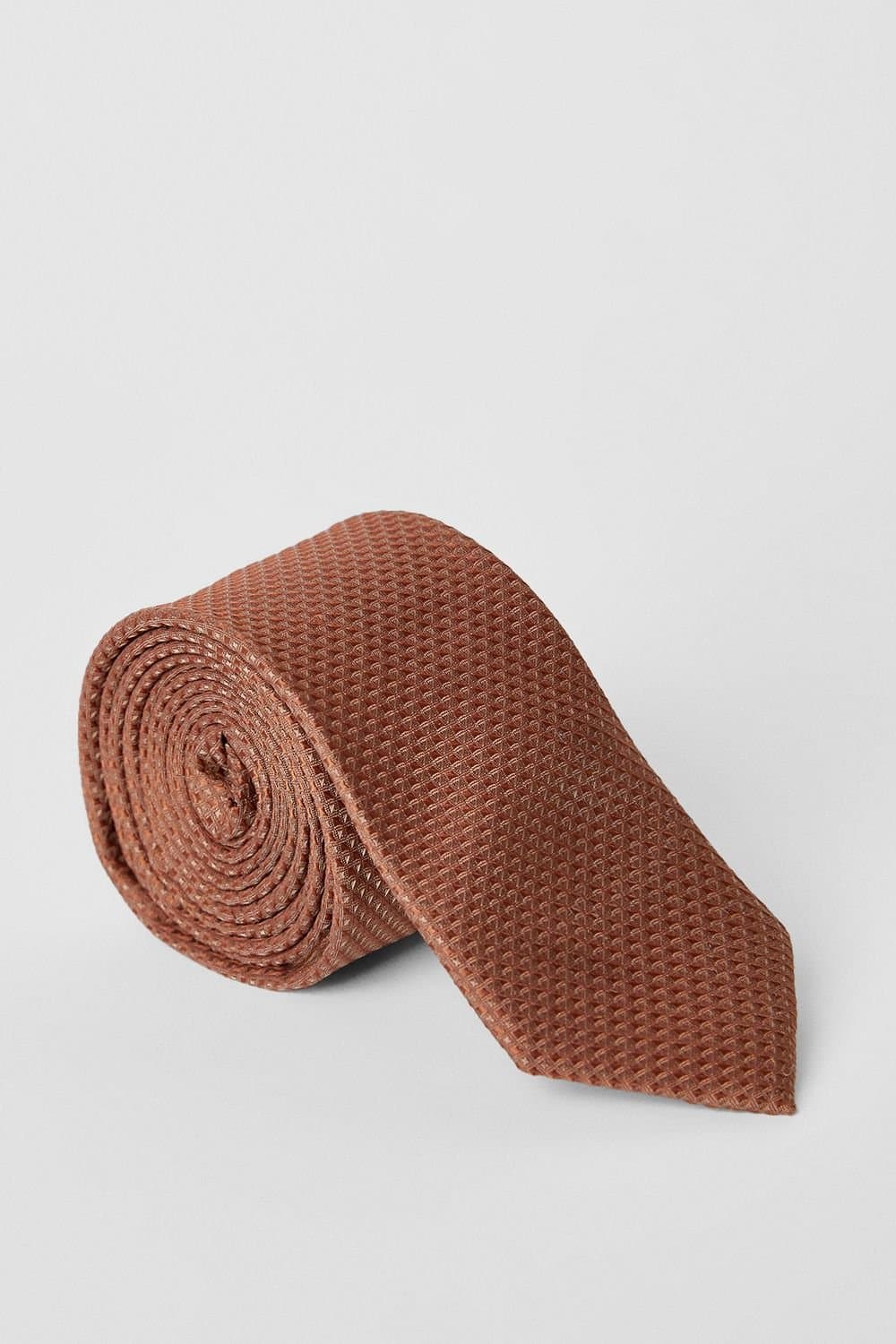 Burton Burton Men's Rust Textured Tie in Red