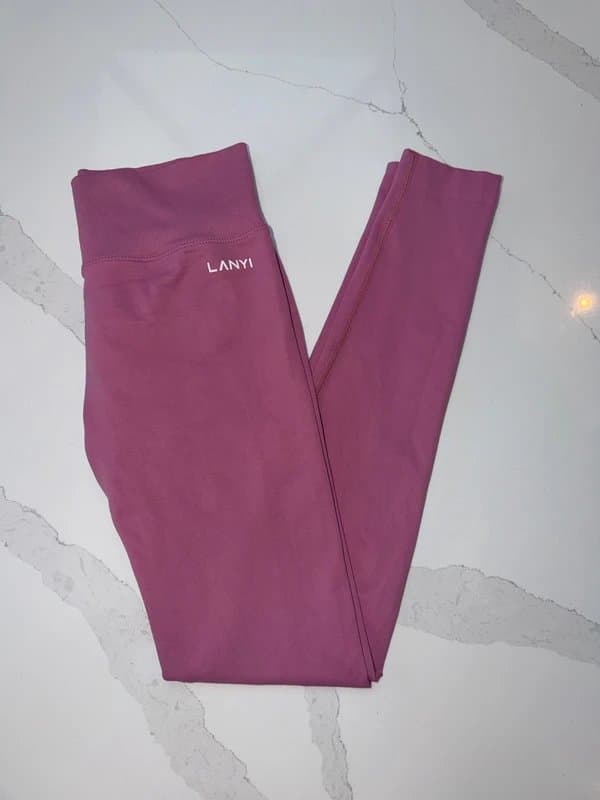 Pink DFYNE pink leggings