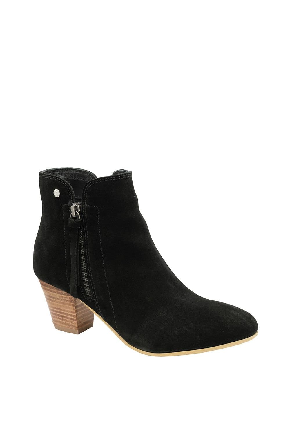 Ravel Ravel Women's 'Tulli' Suede Ankle Boots in Black
