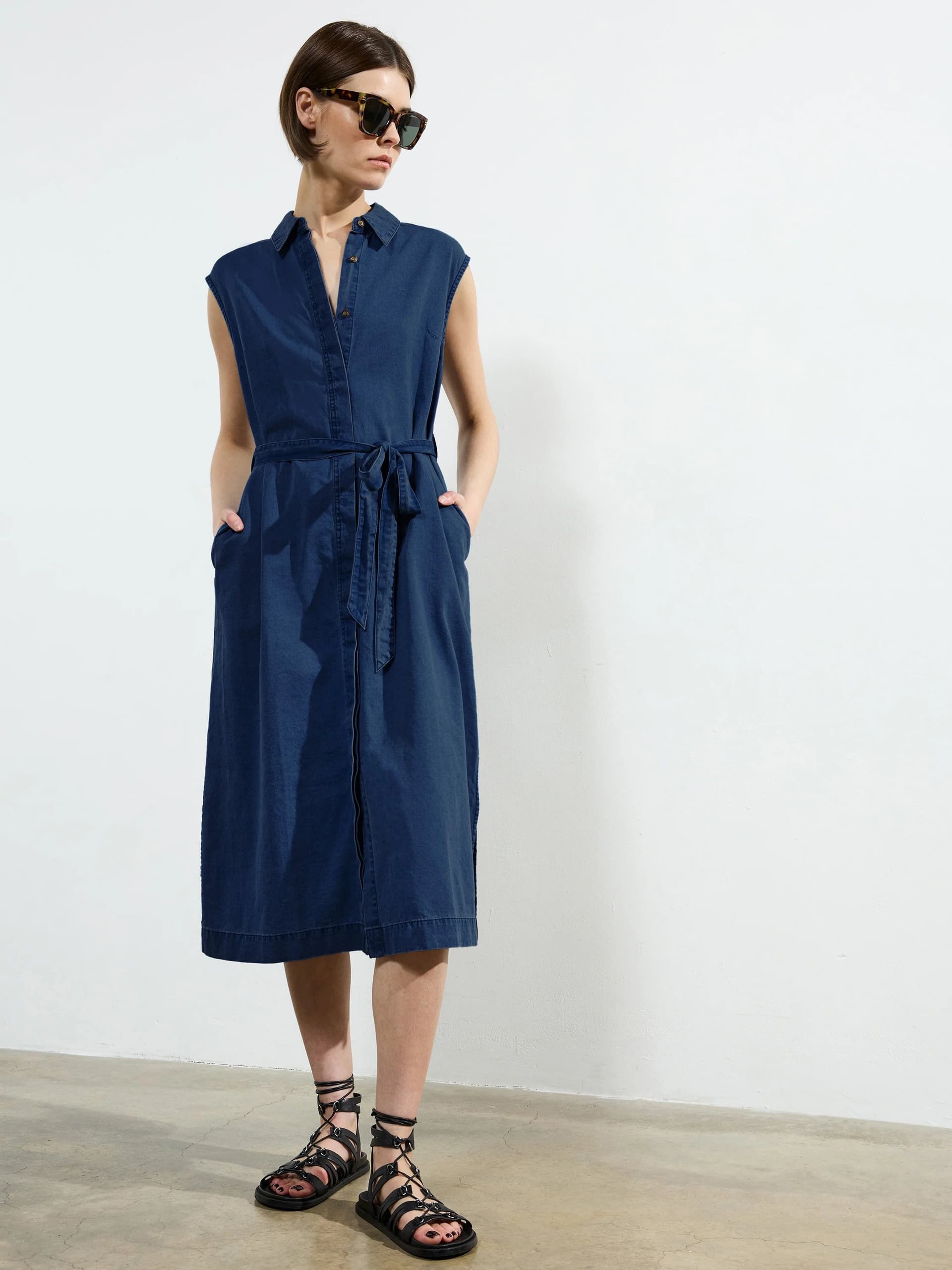 French Connection Zaves Chambray Denim Sleeveless Midi Dress Mid Wash Blue