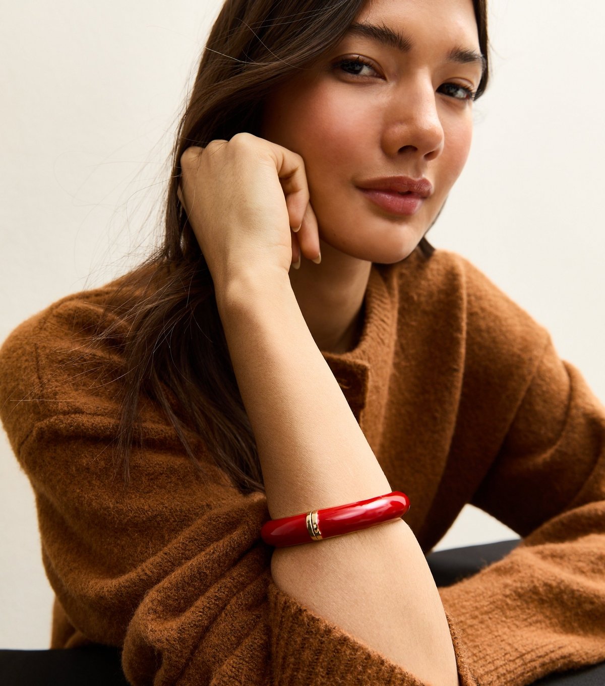 New Look Gold Tone and Red Enamel Hinged Bangle New Look - 1