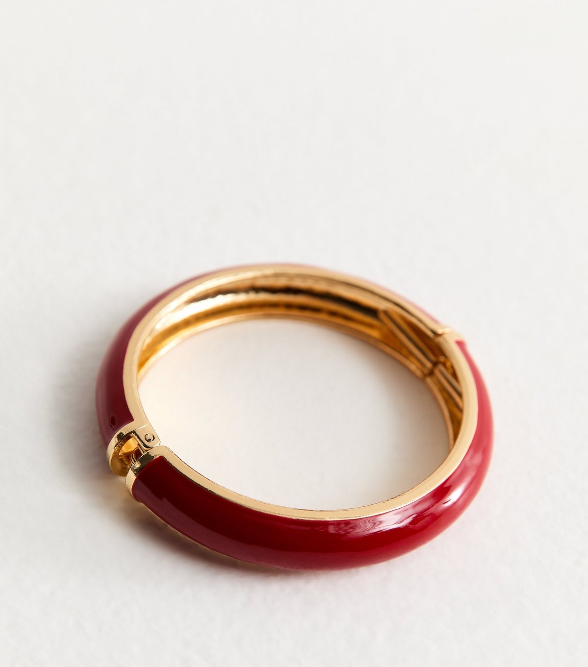 New Look Gold Tone and Red Enamel Hinged Bangle New Look - 3
