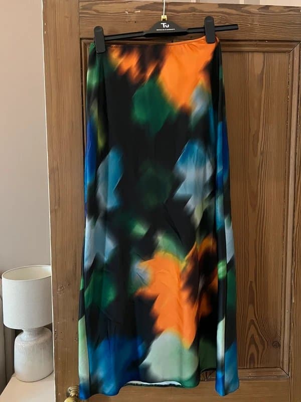 ASOS Design Asos Design Print Satin Skirt size S