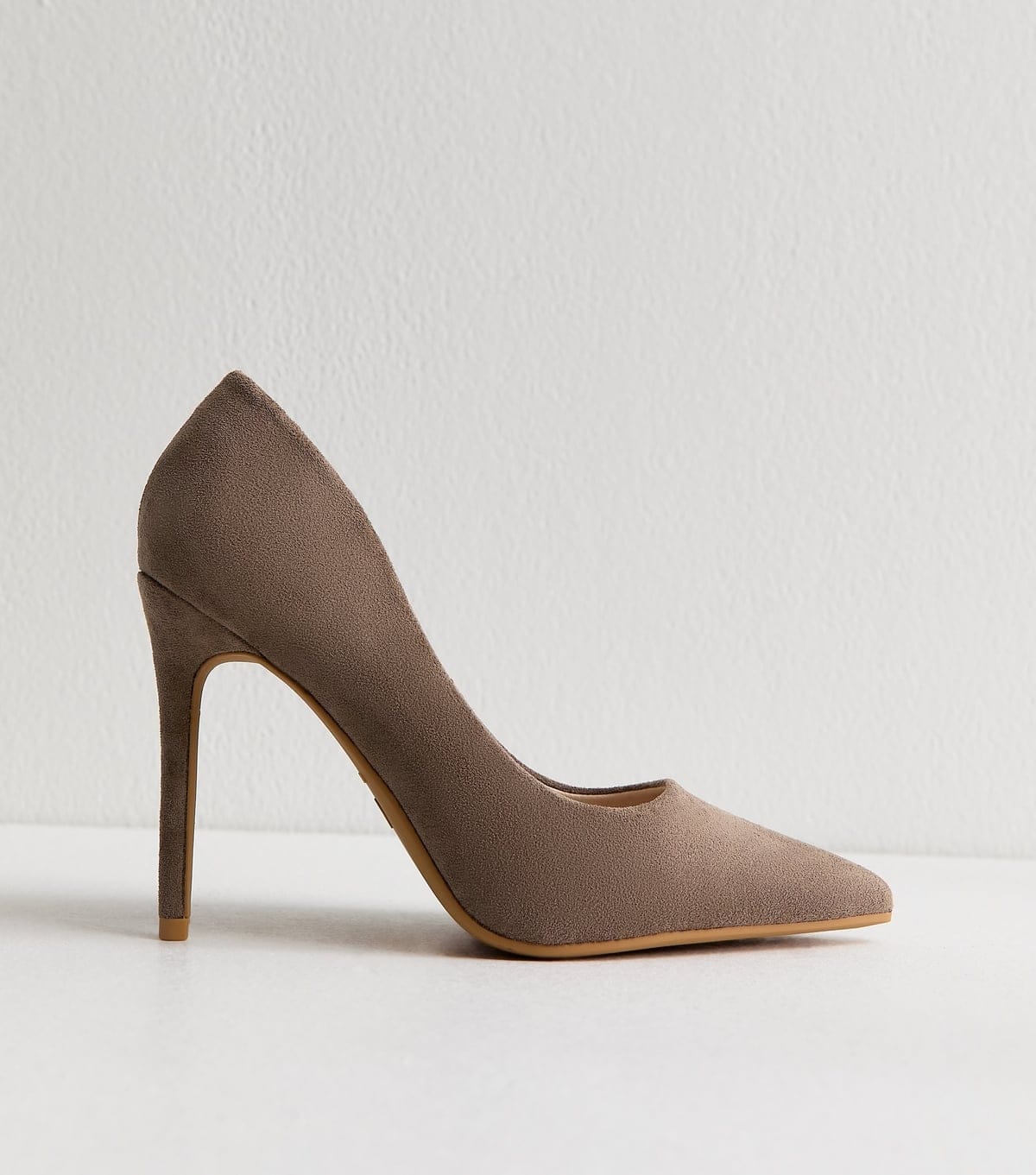 New Look Women's Truffle Mid Brown Faux Suede Pointed Toe Court Shoes New Look - 4