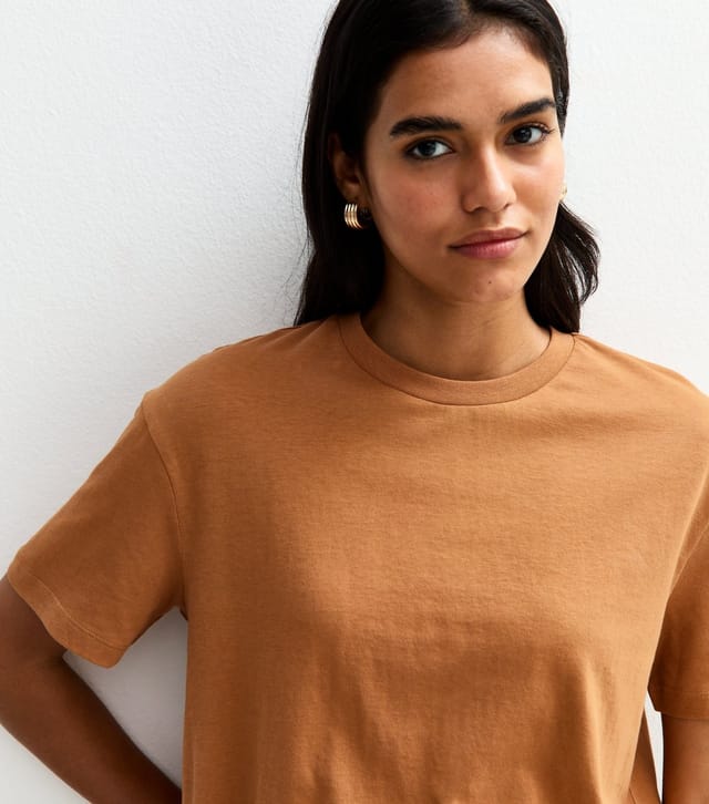 New Look Women's Dark Yellow Boxy Fit T-Shirt New Look - 3