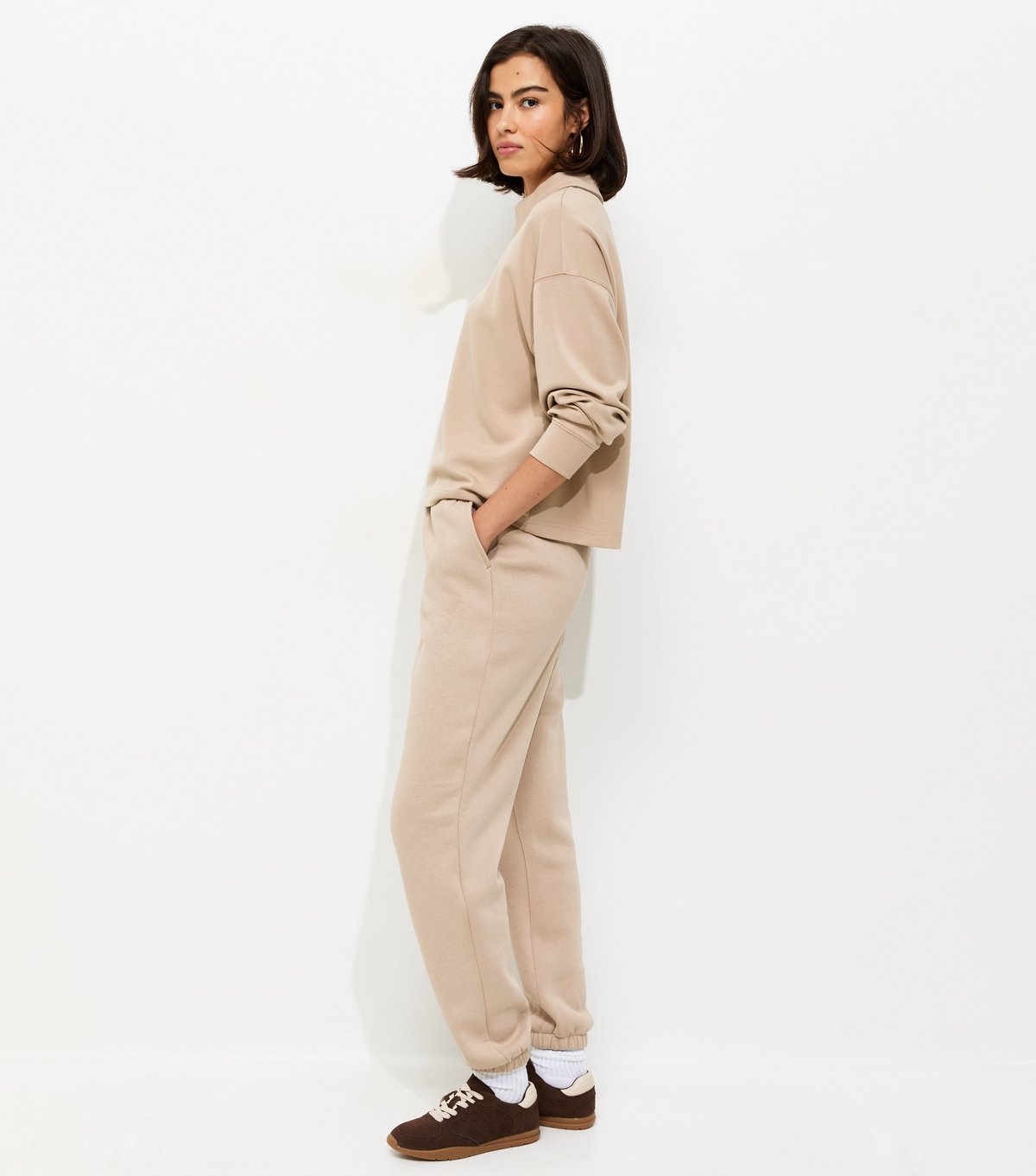 New Look Women's Camel Cuffed Joggers New Look - 2