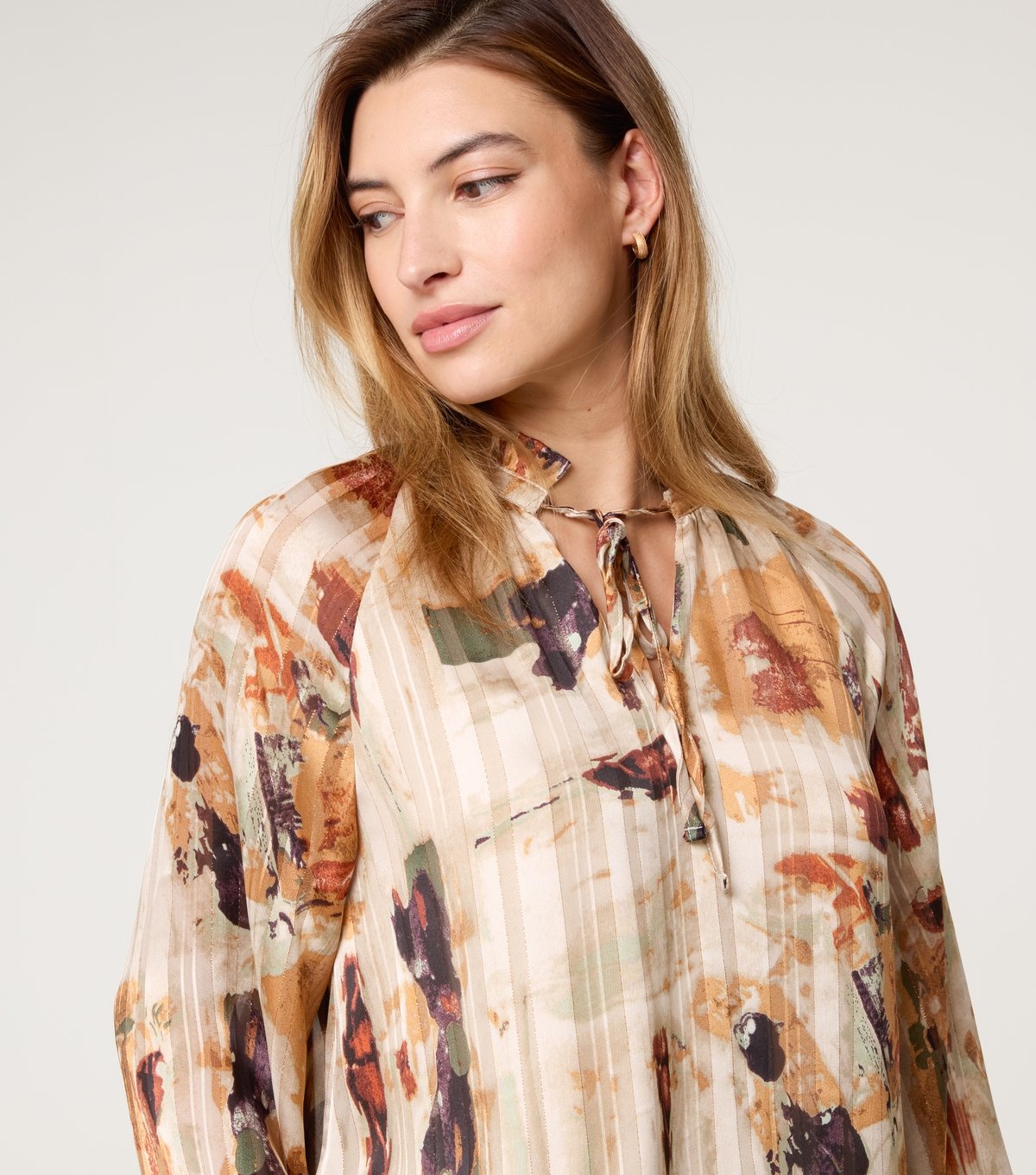 Blue Vanilla Women's Multi Colour Abstract Print Tie Neck Blouse Blue Vanilla New Look - 3