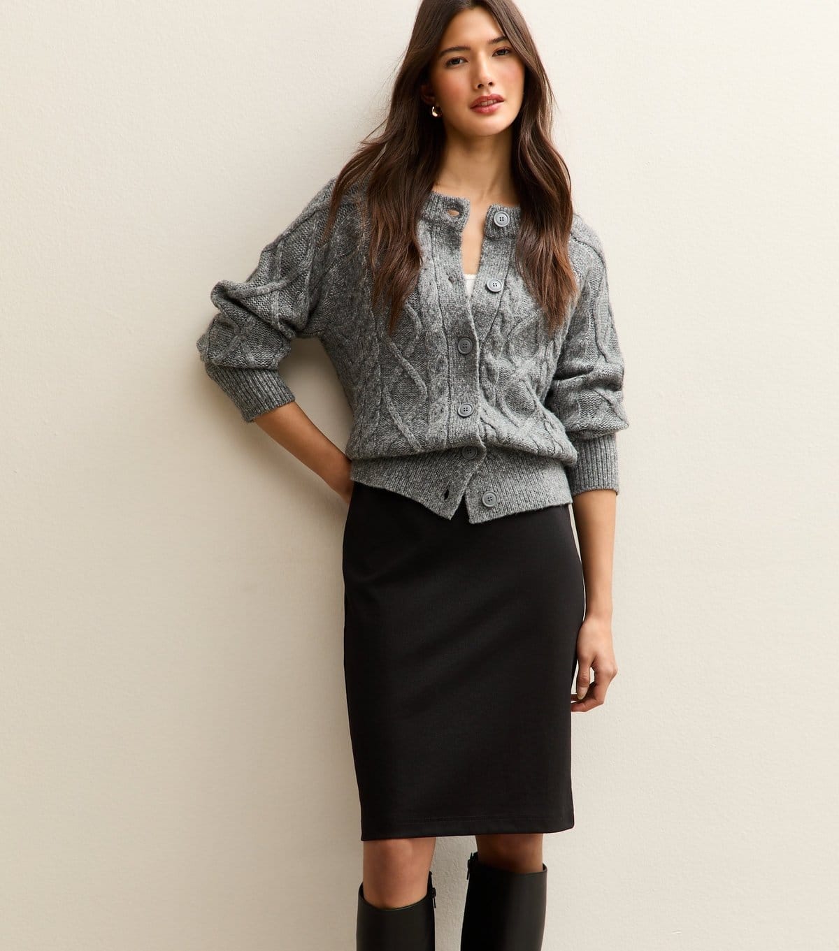 New Look Women's Black Jersey Pencil Skirt New Look - 1