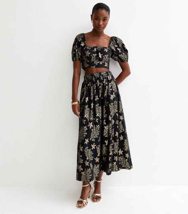 New Look Women's Black Foiled Starfish Embroidered Crop Top New Look - 3